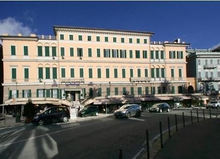 Hotel Mediterranee Genova Esterno foto